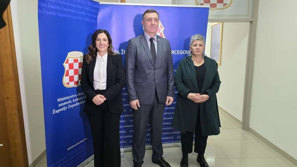 Prosvjetni radnici u Zapadnohercegovačkoj županiji dobili povišicu od 14 posto